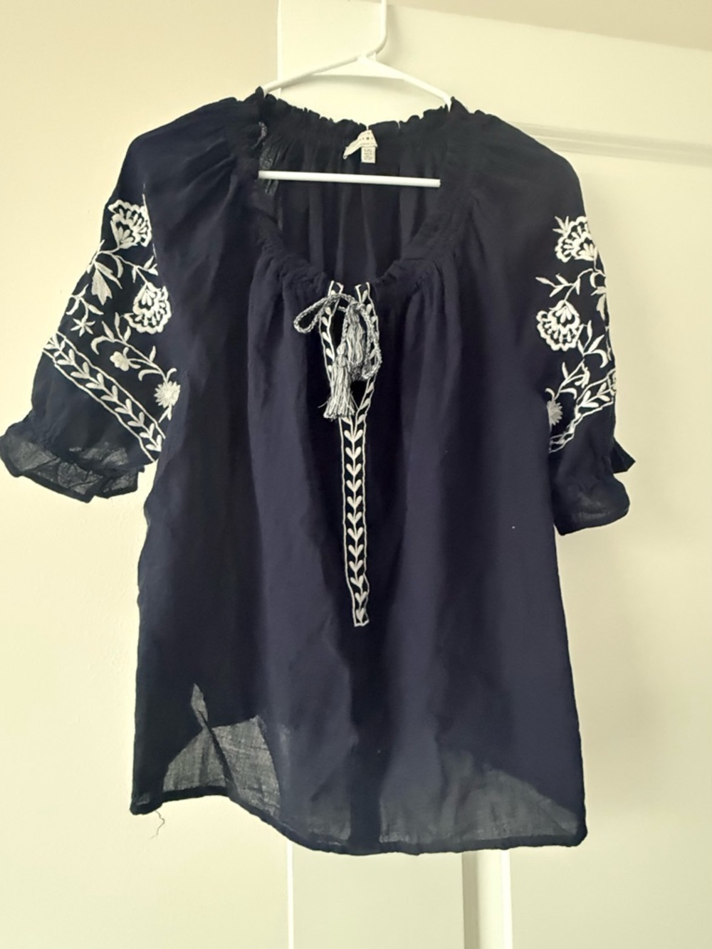 Lucky Brand Black Peasant Tunic with White Floral Embroidery